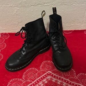 Black Air Wair w Bouncing Soles Dr. Martens Size 9
